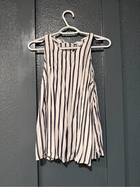 Old Navy Blue and White Stripe Tank Top Size Large